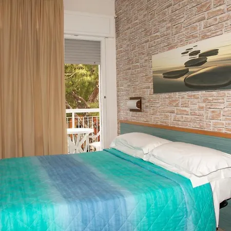 Regina Urban Hotell 3*