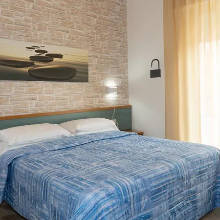Regina Hotel